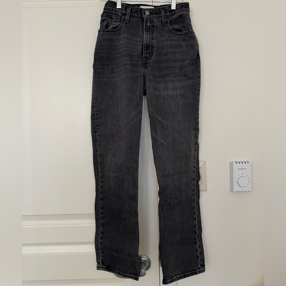 Abercrombie & Fitch faded black Women's Straight Leg Jeans